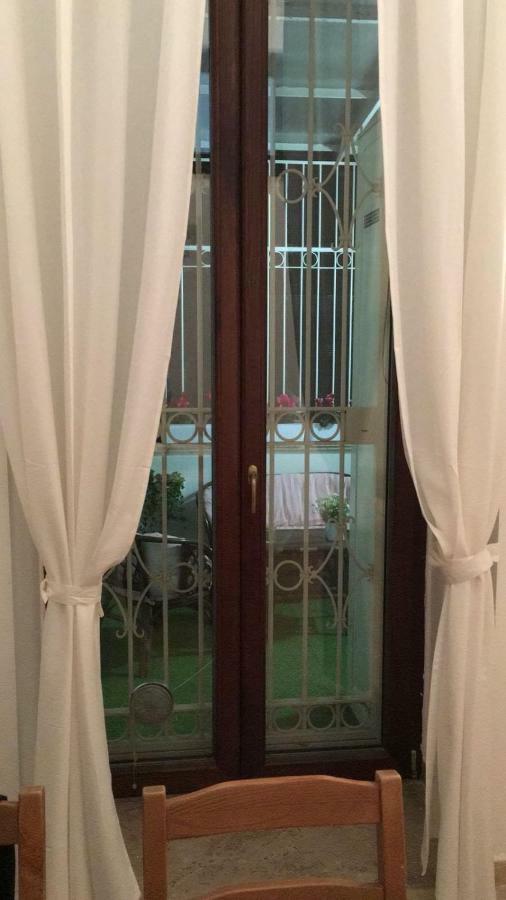Flores Apartment باري المظهر الخارجي الصورة