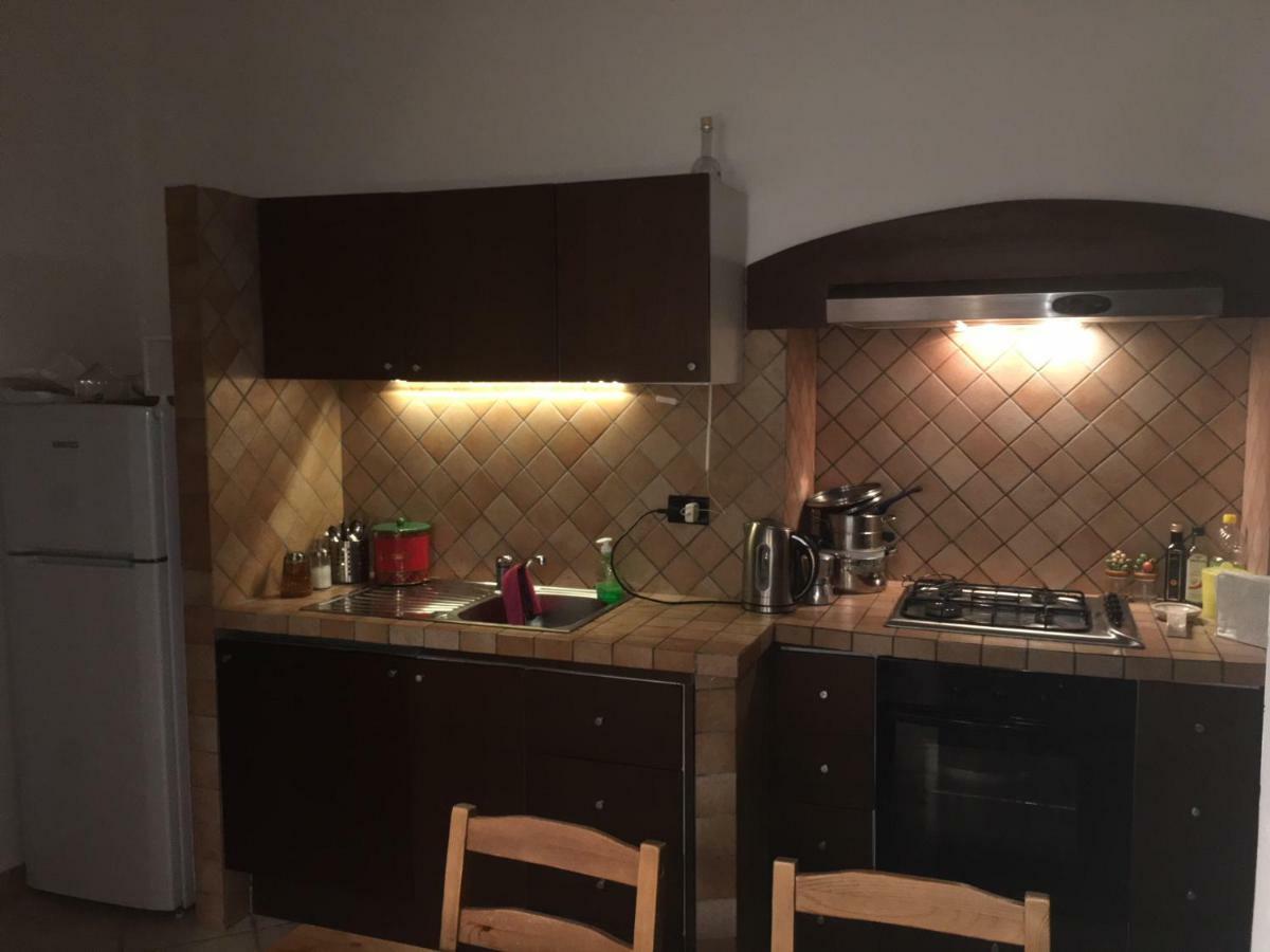Flores Apartment باري المظهر الخارجي الصورة